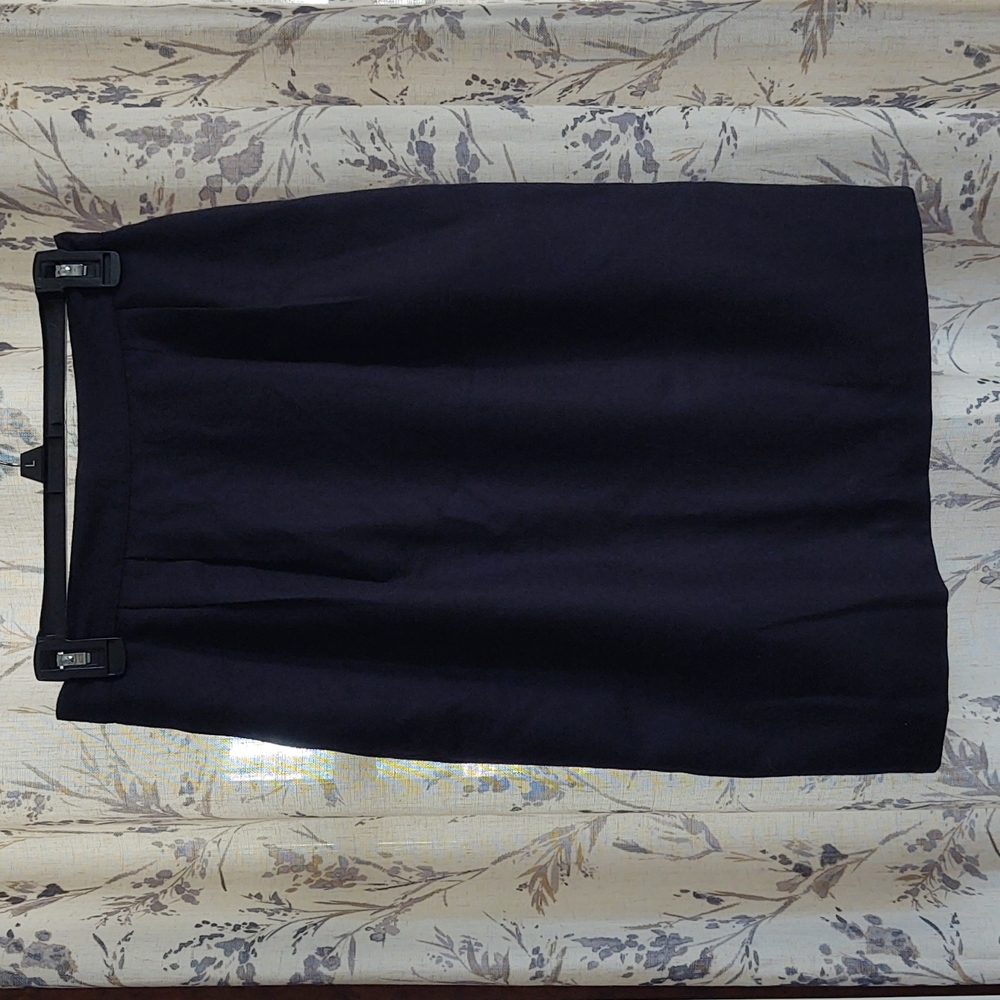 Amanda Smith Navy Blue Wool Skirt